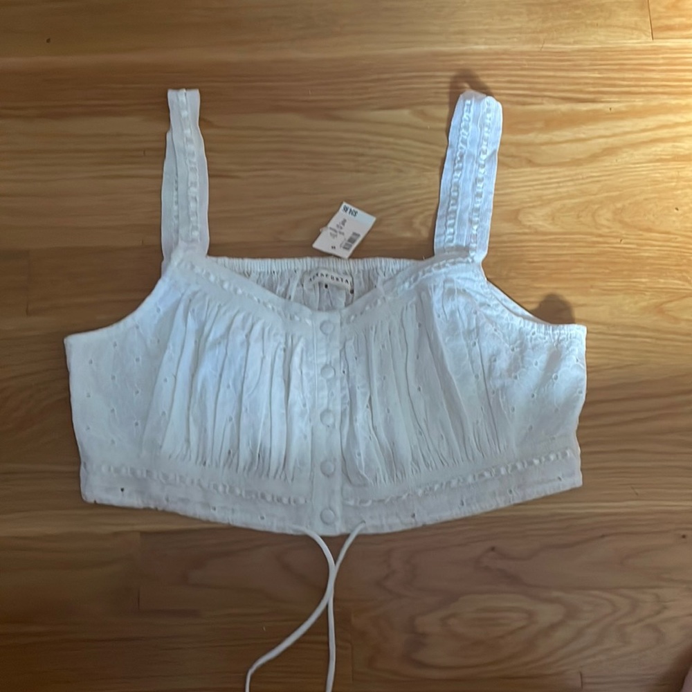 Aéropostale Eyelet Button-Front Cropped Bubble Top